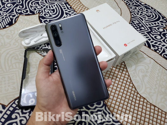 Huawei P30 pro (Full box) looks new